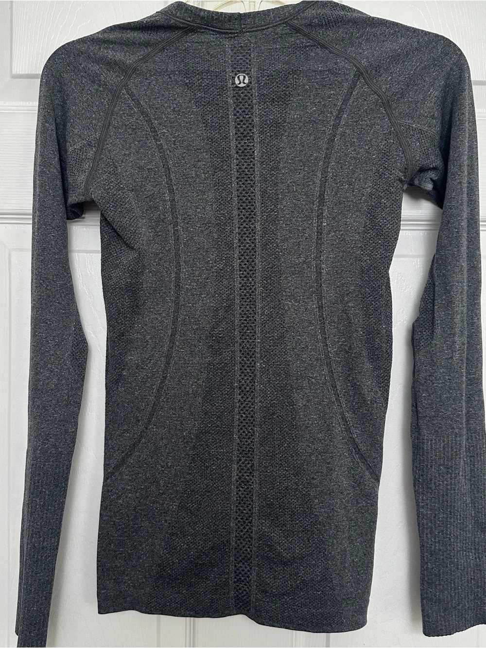 lululemon athletica form fitting